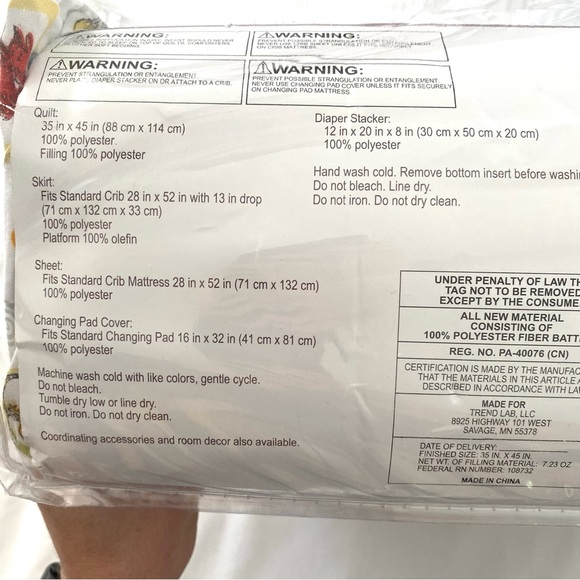 Dr. Seuss Trend Lab Crib Set NWTs - Picture 8 of 8